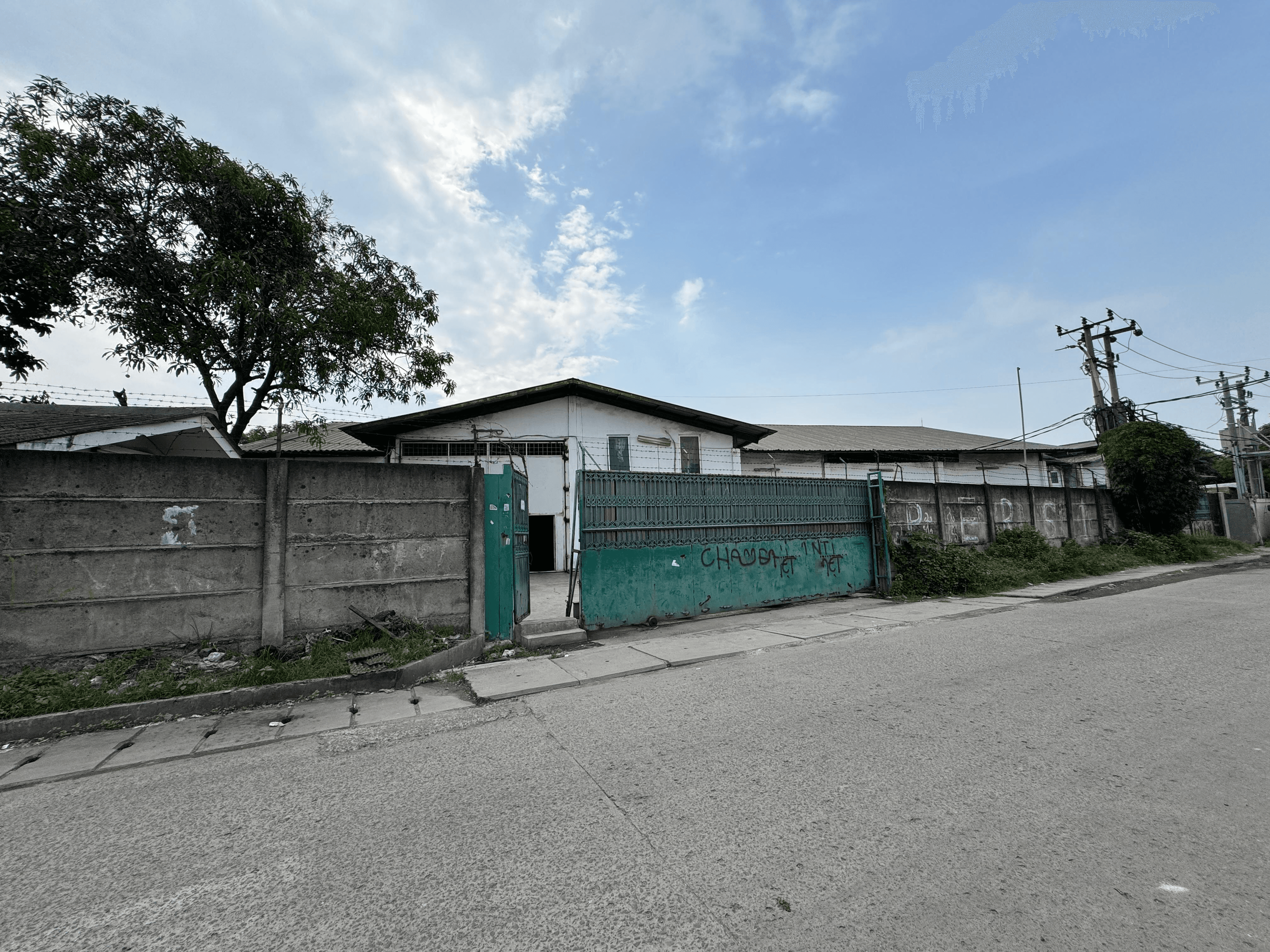 Gudang Transit & Logistik - Gambar 1